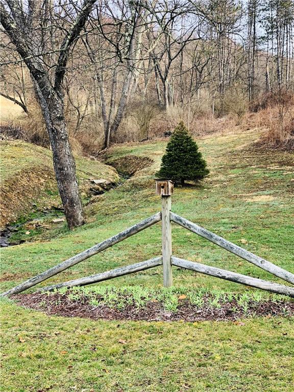 1494 Gobblers Run Road Shelocta, PA 15774 - Photo 8 of 22