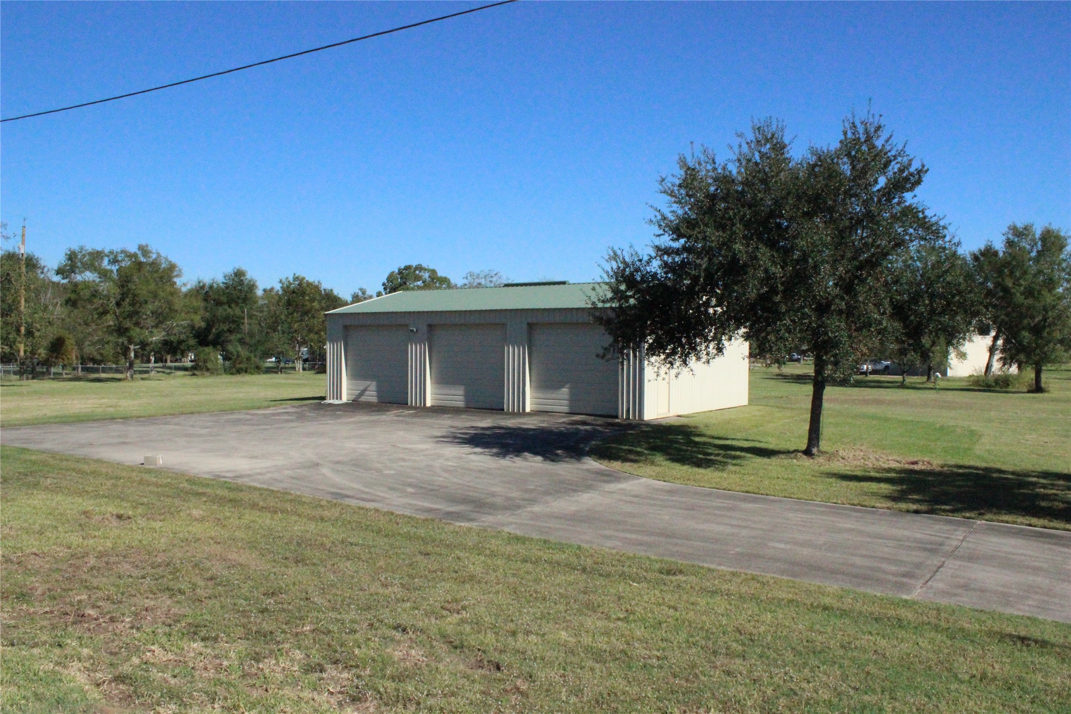 2904 Red Bluff Road Seabrook, TX 77586 - Photo 16 of 16 Extra Garage
