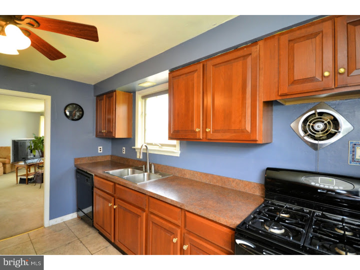 1007 East Heather Road Oreland, PA 19075 - Photo 11 of 18 Gallery Image 11