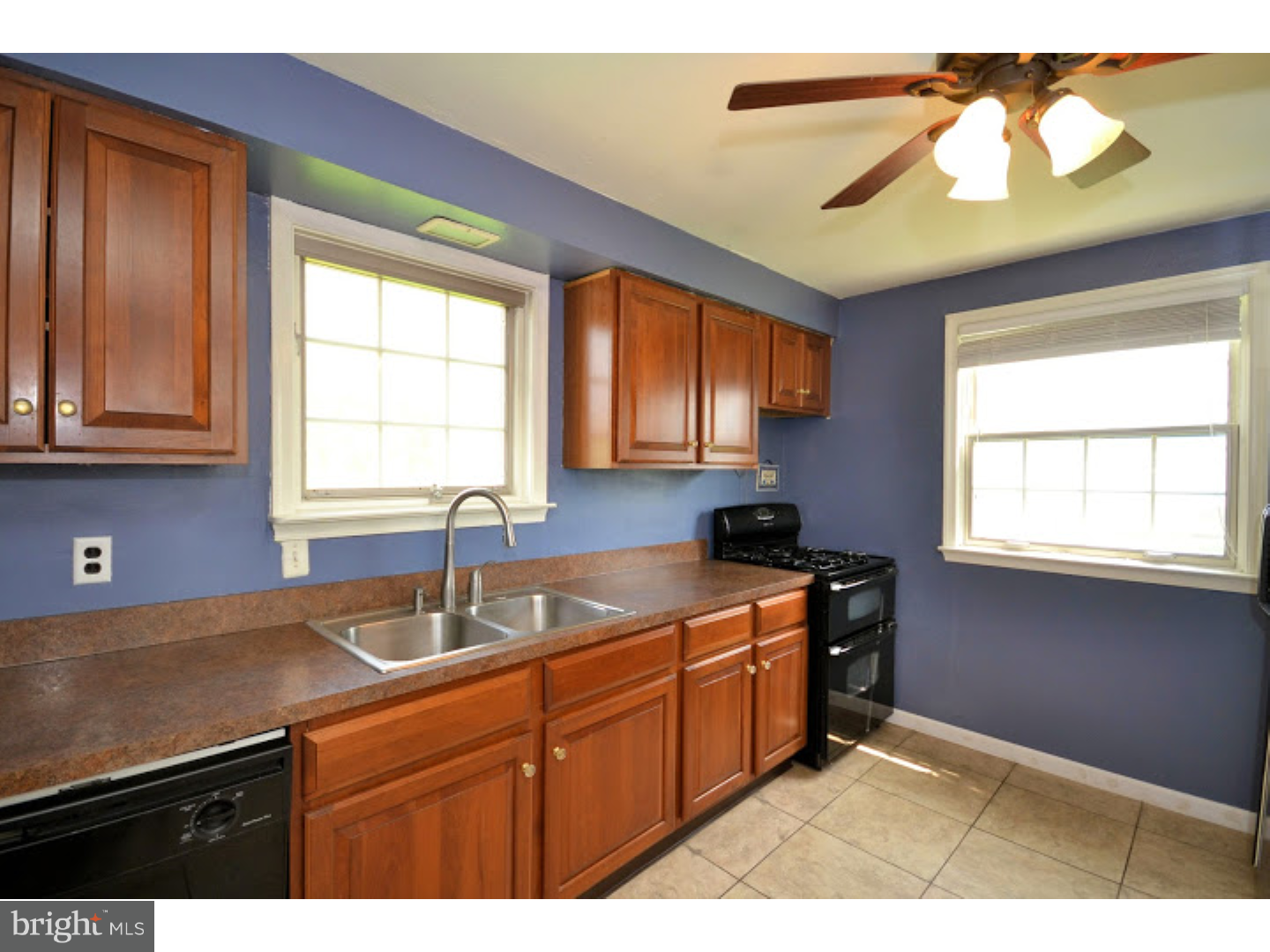 1007 East Heather Road Oreland, PA 19075 - Photo 9 of 18 Gallery Image 9