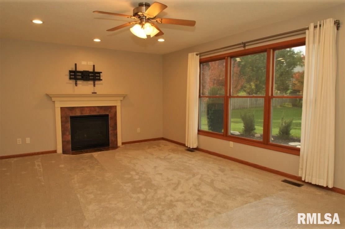 5260 Remington Road Bettendorf, IA 52722 - Photo 16 of 31 Gallery Image 16
