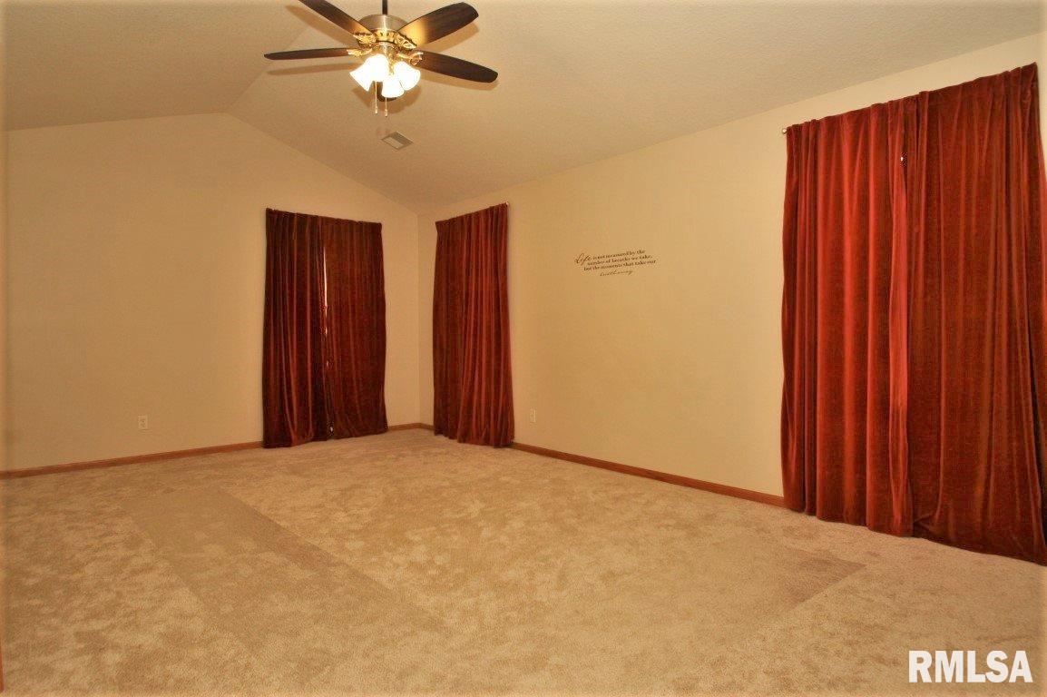 5260 Remington Road Bettendorf, IA 52722 - Photo 20 of 31 Gallery Image 20