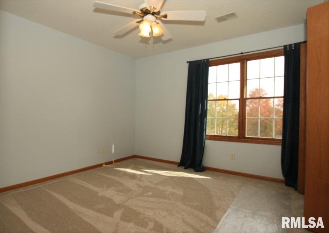 5260 Remington Road Bettendorf, IA 52722 - Photo 23 of 31 Gallery Image 23