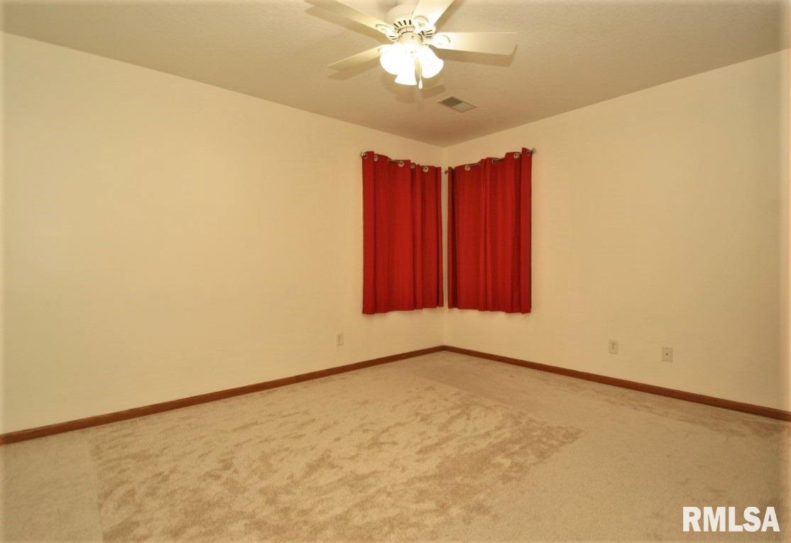 5260 Remington Road Bettendorf, IA 52722 - Photo 25 of 31 Gallery Image 25