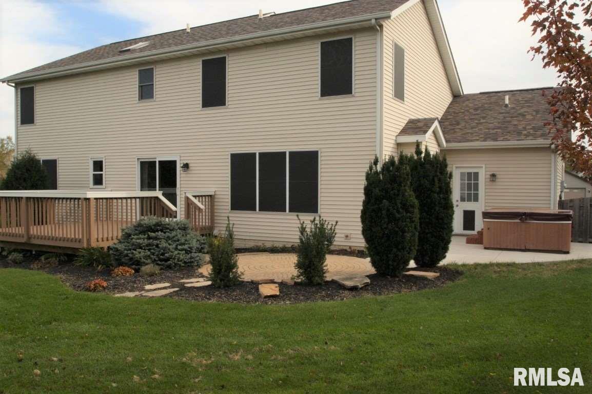 5260 Remington Road Bettendorf, IA 52722 - Photo 4 of 31 Gallery Image 4