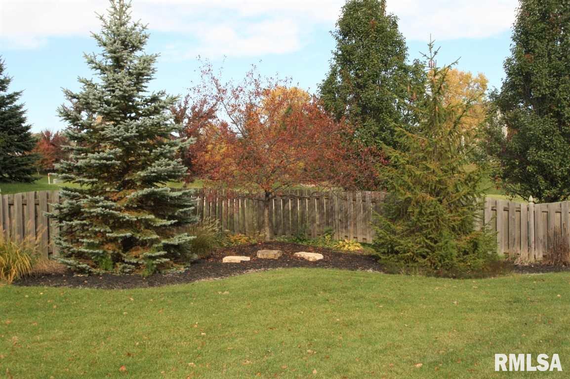 5260 Remington Road Bettendorf, IA 52722 - Photo 6 of 31 Gallery Image 6