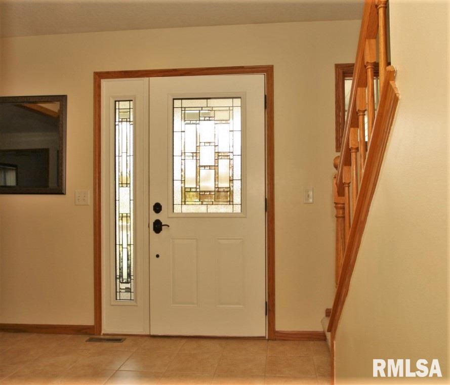 5260 Remington Road Bettendorf, IA 52722 - Photo 9 of 31 Gallery Image 9
