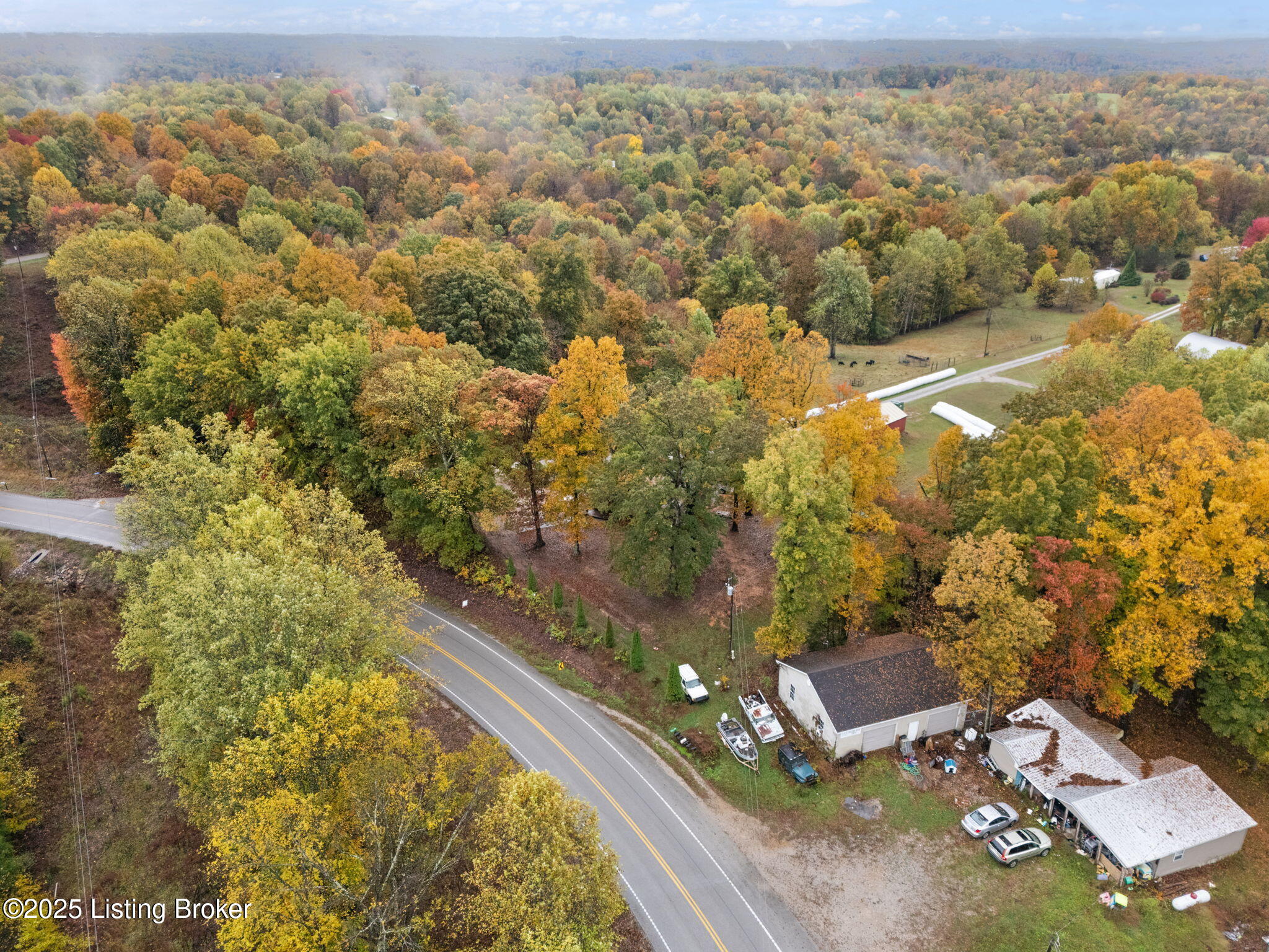 42 Fishback Lane Edmonton, KY 42129 - Photo 72 of 86 73-web-or-mls-DJI_20251030091919_0057_D
