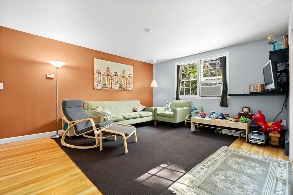 71 Moss Hill Road Boston, MA 02130 - Photo 14 of 30 Gallery Image 14