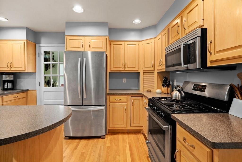 71 Moss Hill Road Boston, MA 02130 - Photo 20 of 30 Gallery Image 20