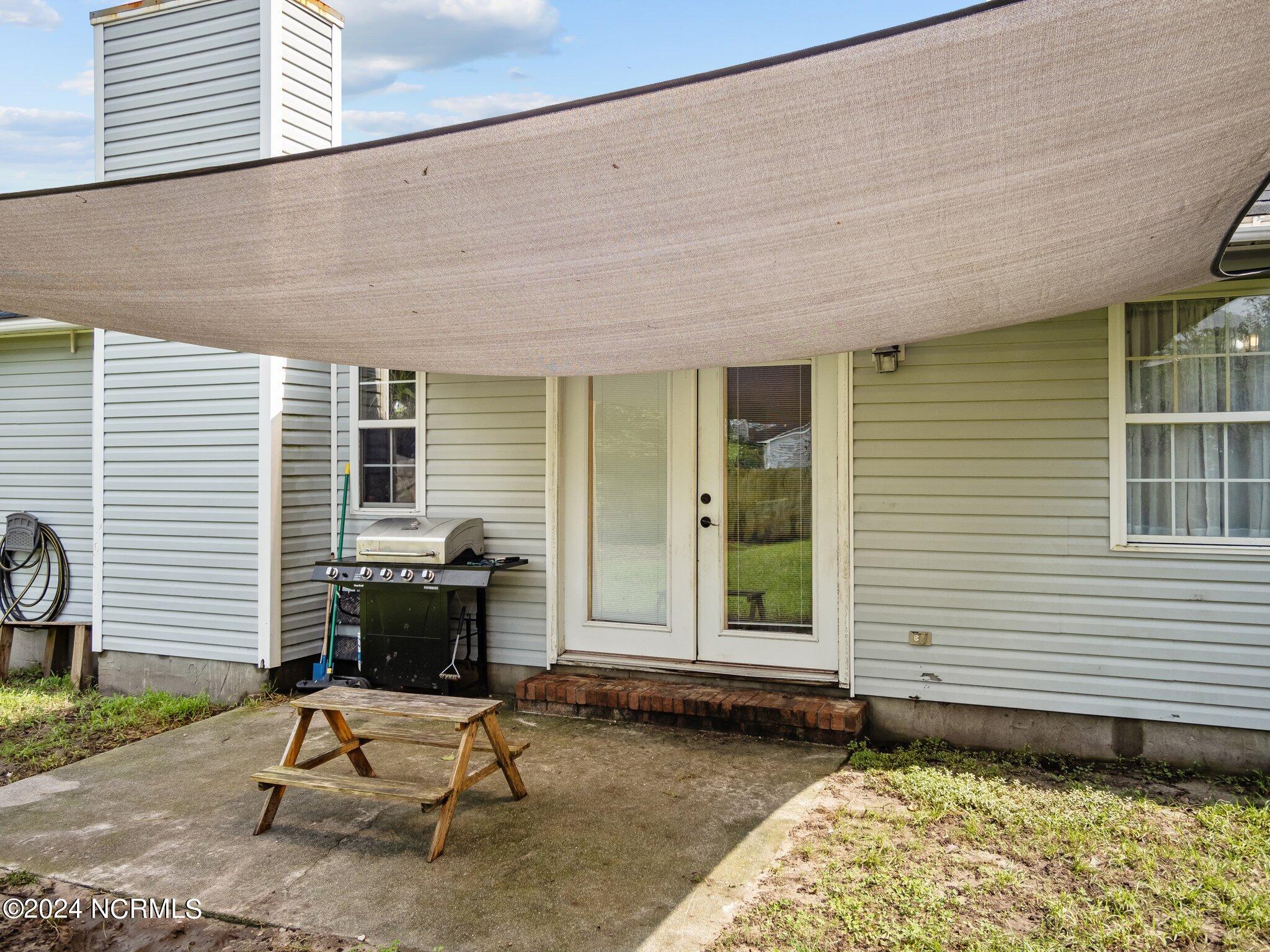 330 Running Road Jacksonville, NC 28546 - Photo 33 of 40 51-web-or-mls-P1011118
