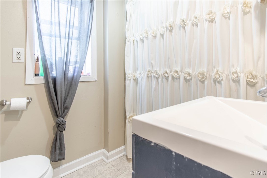 218 South Rutland Street Watertown, NY 13601 - Photo 11 of 18