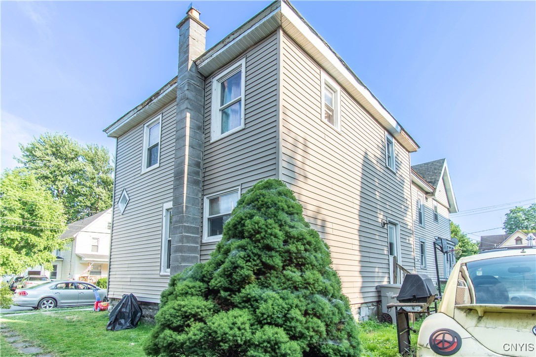 218 South Rutland Street Watertown, NY 13601 - Photo 16 of 18