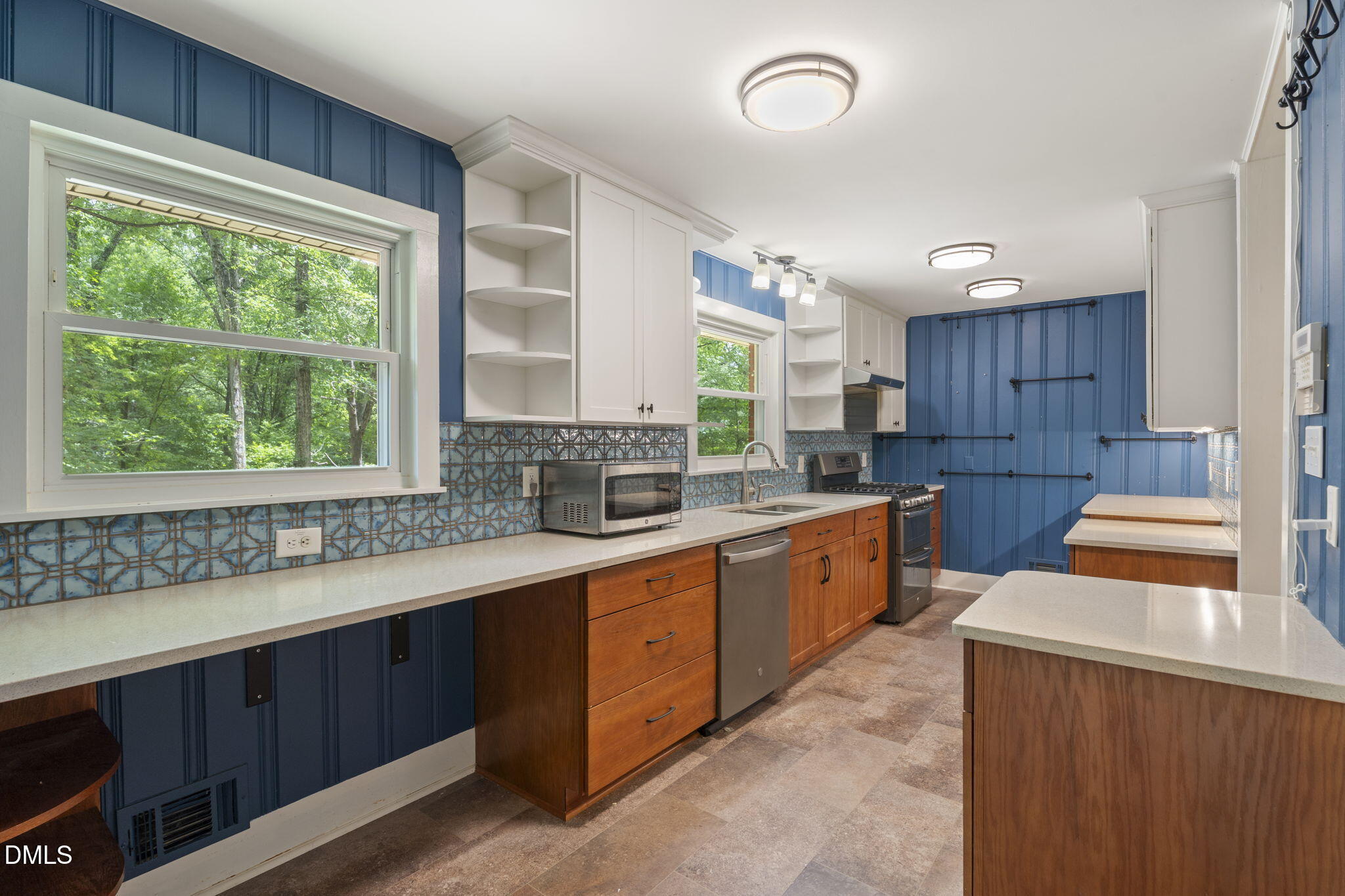 4419 Laurel Hills Road Raleigh, NC 27612 - Photo 10 of 41