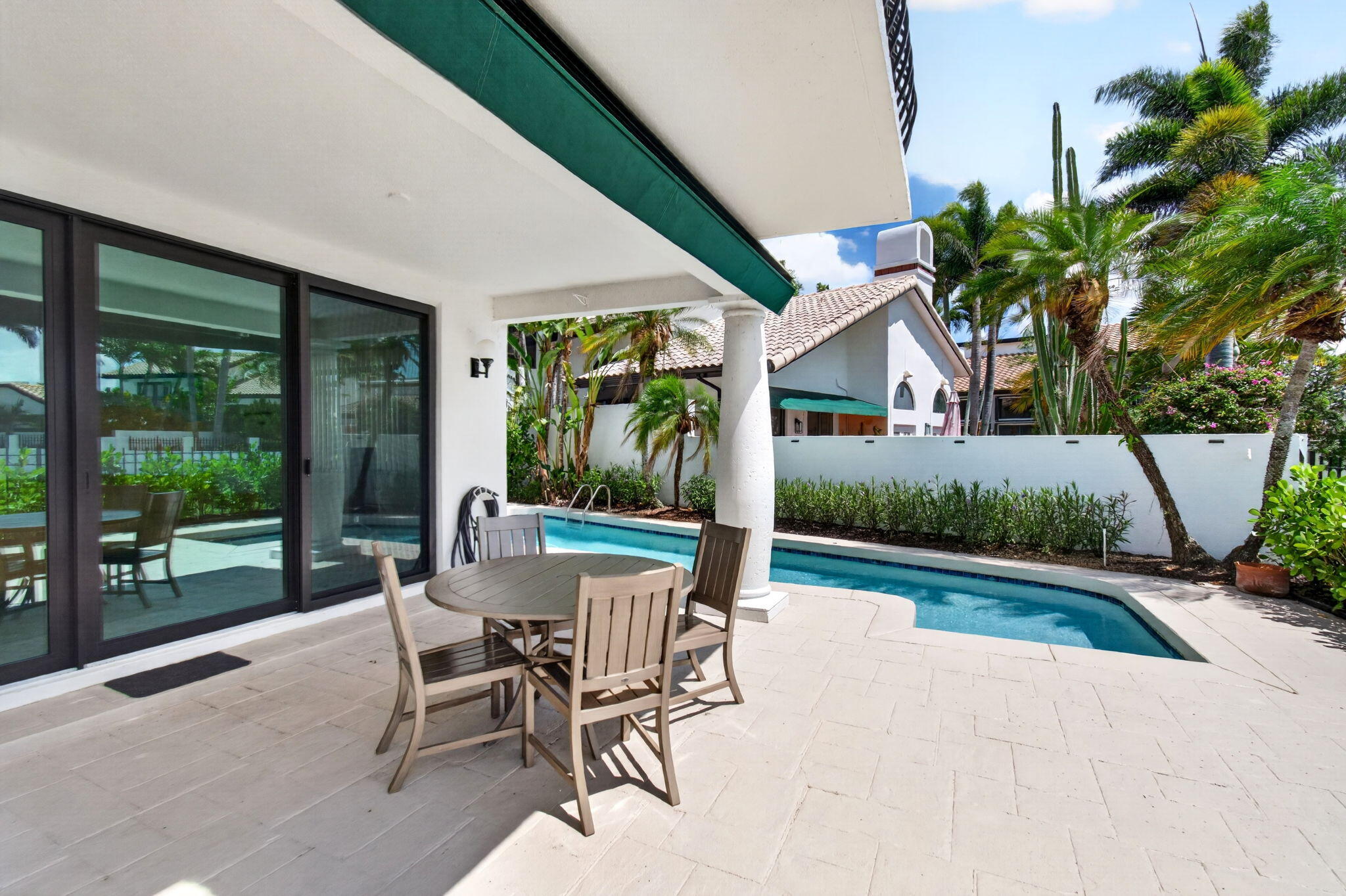 6427 Via Rosa Boca Raton, FL 33433 - Photo 79 of 98 Oudoors Eating Area by the Pool