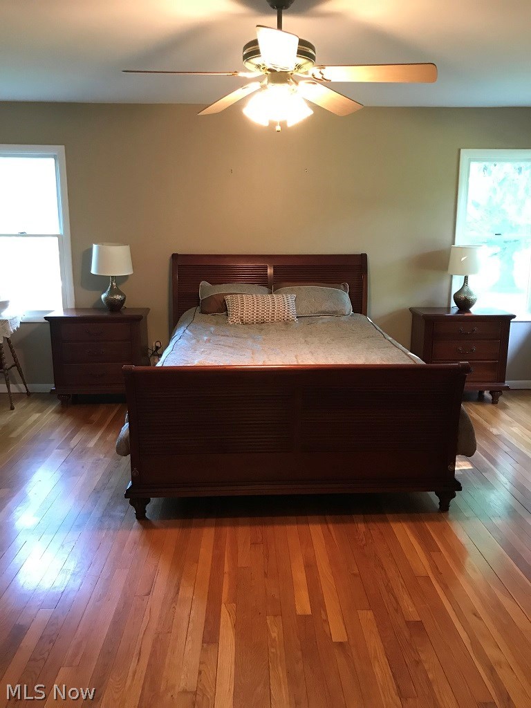18711 Thorpe Road Chagrin Falls, OH 44023 - Photo 8 of 15 Master bedroom