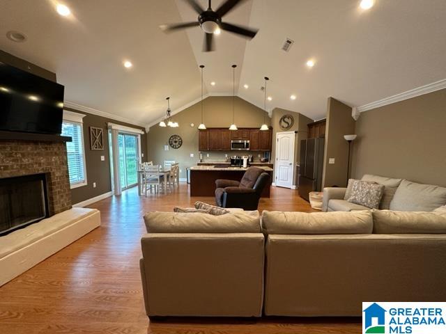 1007 Spg Vw Lane Clanton, AL 35045 - Photo 3 of 7