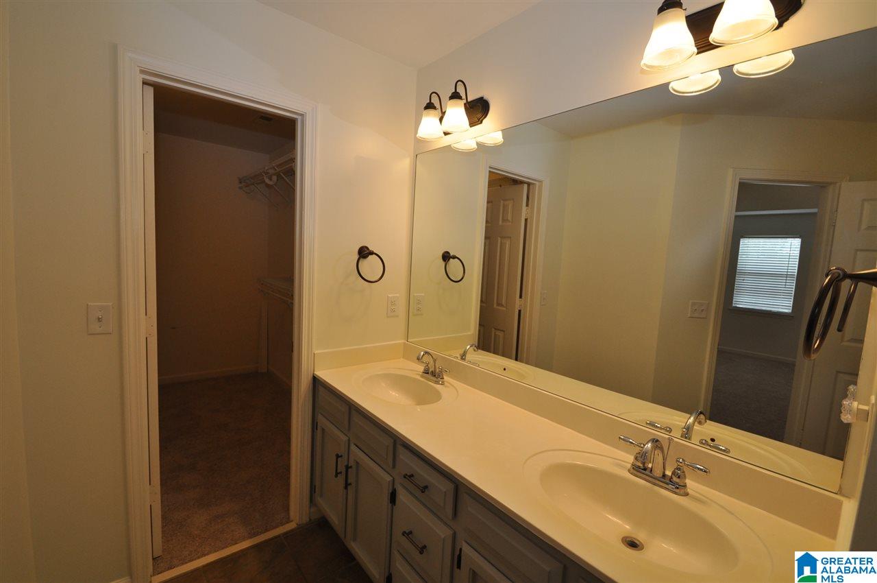 172 Ashford Lane Alabaster, AL 35007 - Photo 10 of 19