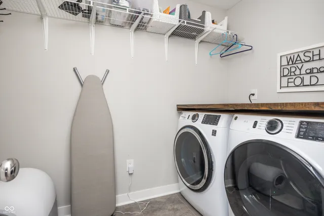 $425,000 | 6962 Gem Crk Lane, Whitestown, IN 46075