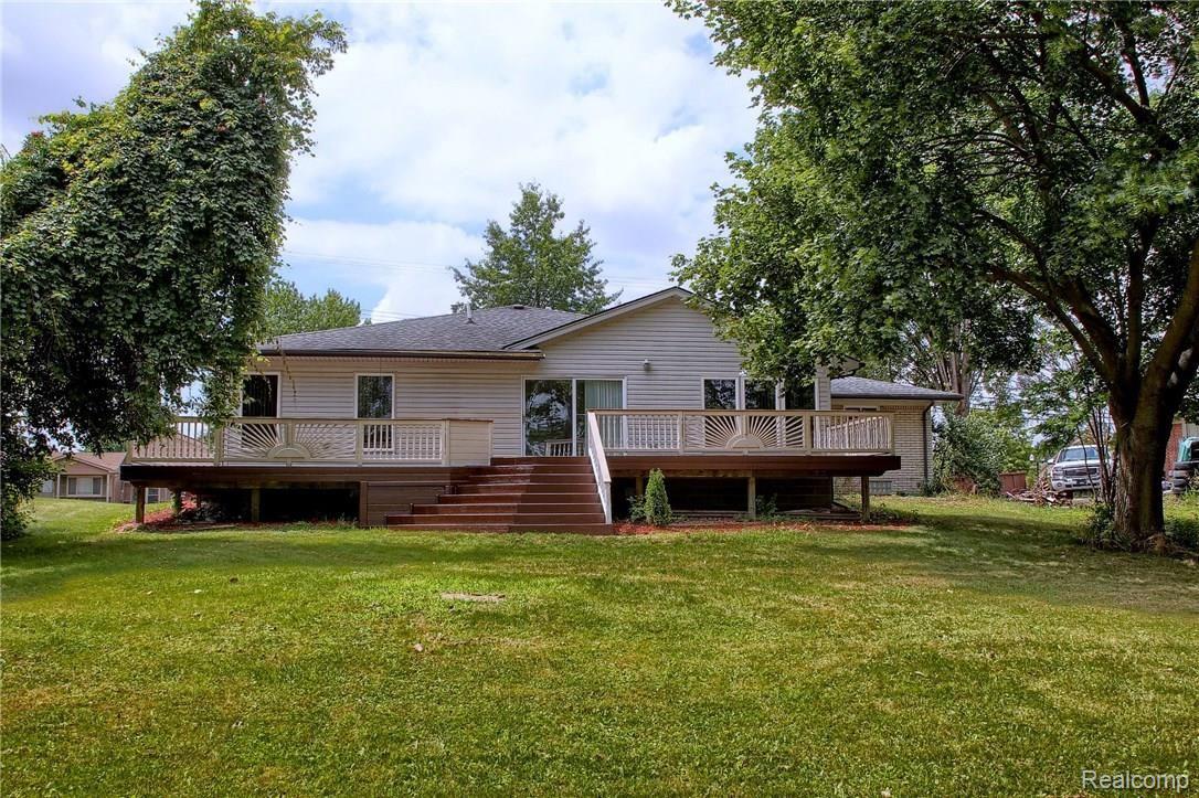 52126 Romeo Plank Road Macomb, MI 48042 - Photo 2 of 30 Rear.jpg