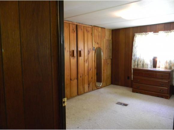 405 Acworth Road Charlestown, NH 03603 - Photo 4 of 10