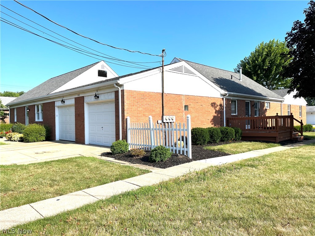 710 Springfield Road, Unit B Columbiana, OH 44408 - Photo 3 of 31 Gallery Image 3