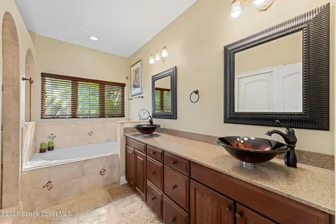 $1,400,000 | 337 South Point Court, Satellite Beach, FL 32937