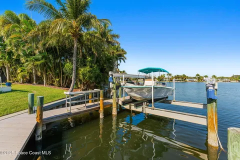 $1,400,000 | 337 South Point Court, Satellite Beach, FL 32937