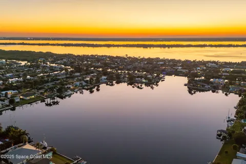 $1,400,000 | 337 South Point Court, Satellite Beach, FL 32937