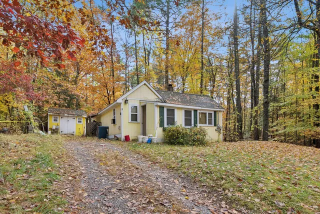 $179,999 | 3 Lincoln Trail, Standish, ME 04084