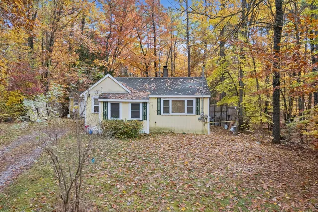 $174,000 | 3 Lincoln Trail, Standish, ME 04084