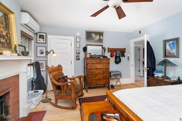 $749,900 | 2415 East 2nd Street, Duluth, MN 55812