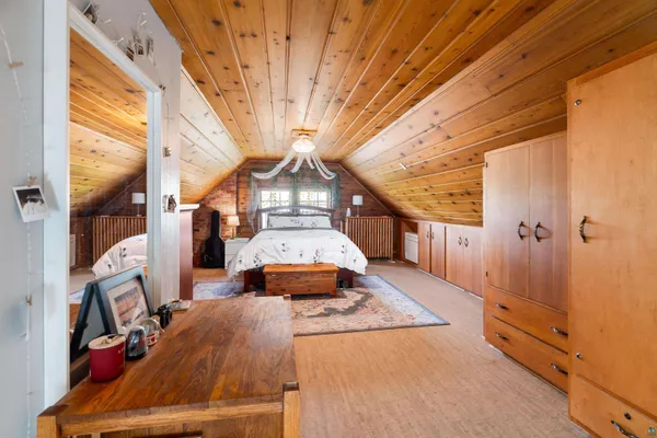 $749,900 | 2415 East 2nd Street, Duluth, MN 55812