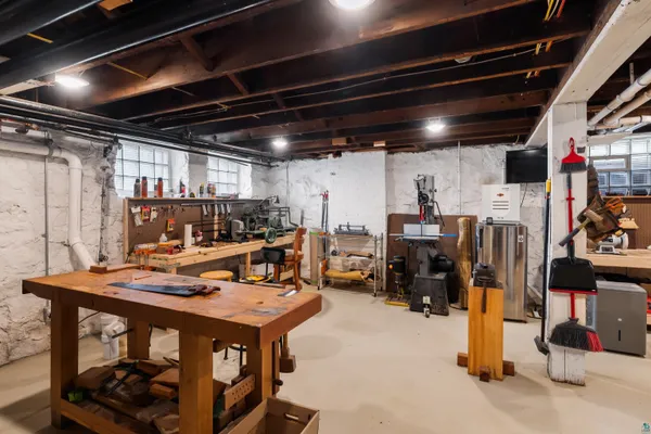 $749,900 | 2415 East 2nd Street, Duluth, MN 55812