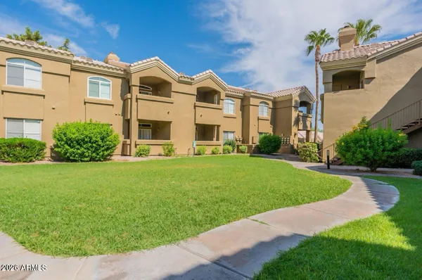 $3,000 | 5335 East Shea Boulevard, Unit 1042, Scottsdale, AZ 85254