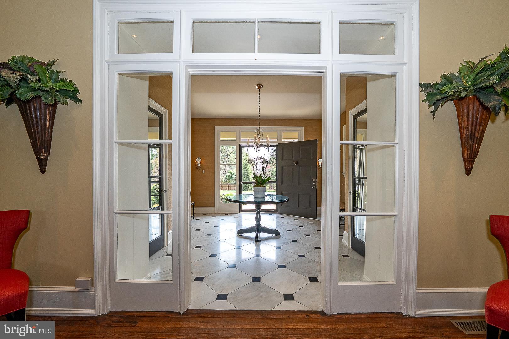 3501 Goshen Road Newtown Square, PA 19073 - Photo 5 of 79 Elegant Foyer