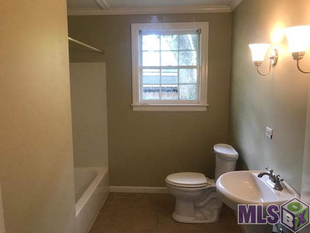 8974 Meadowood Street Baton Rouge, LA 70815 - Photo 7 of 11 Gallery Image 7