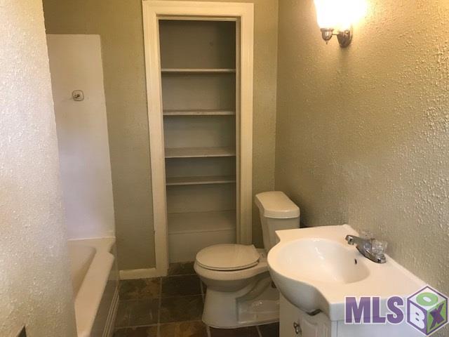 8974 Meadowood Street Baton Rouge, LA 70815 - Photo 8 of 11 Gallery Image 8