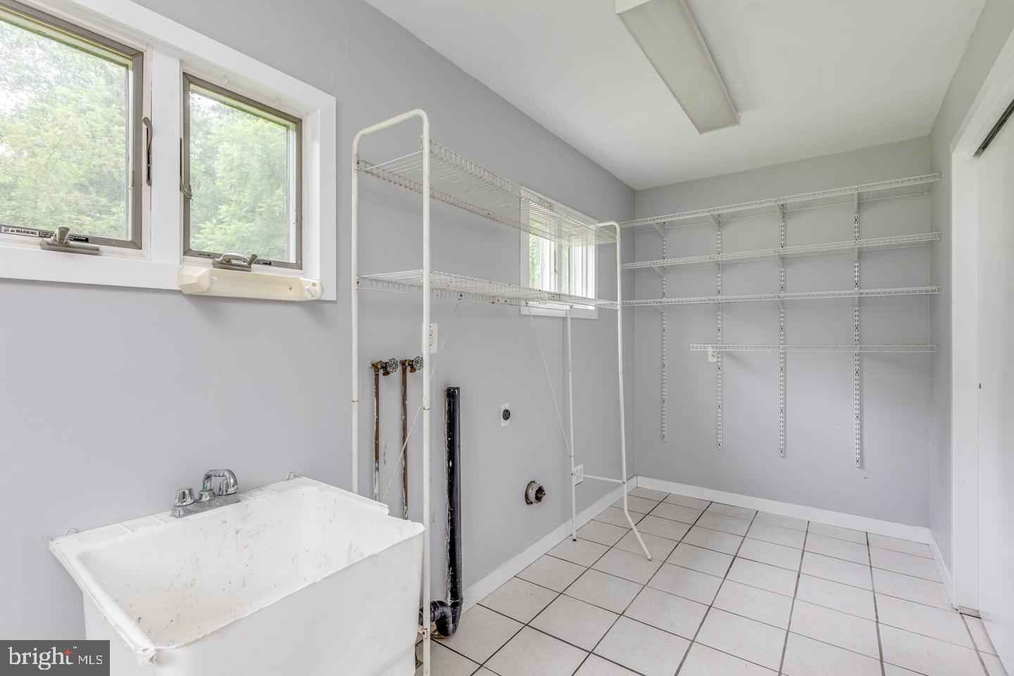 485 Main Street Lumberton, NJ 08048 - Photo 33 of 40 a view of an empty room with a window