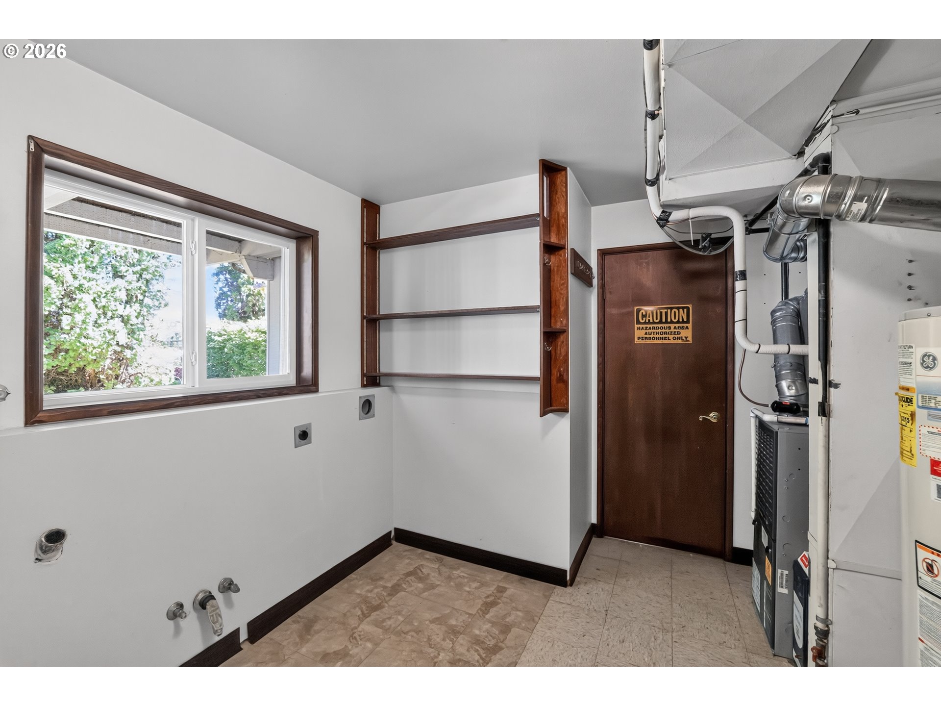 3575 Northeast 4th Street Gresham, OR 97030 - Photo 26 of 34 Utility Room