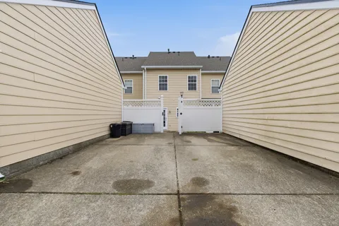 $309,990 | 7025 Sunnywood Drive, Nashville, TN 37211