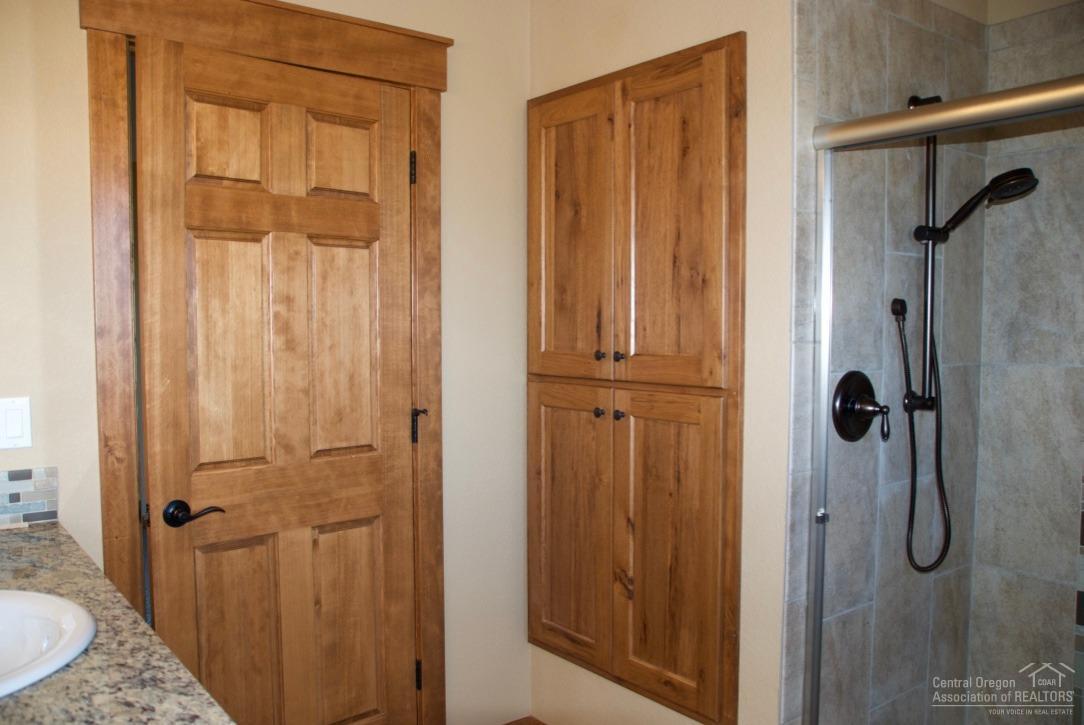 62740 Fremont Road Bend, OR 97701 - Photo 8 of 25 Additional Photo