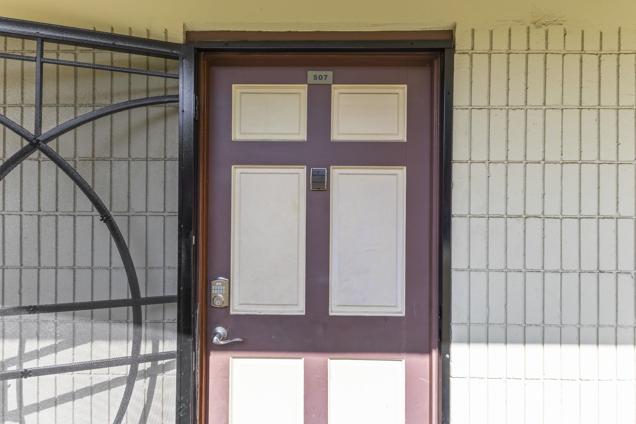 1063 Lower Main Street, Unit 507 Wailuku, HI 96793 - Photo 39 of 46 Entryway