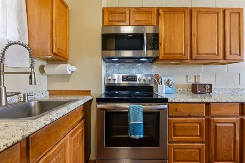 $385,000 | 1063 Lower Main Street, Unit 507, Wailuku, HI 96793