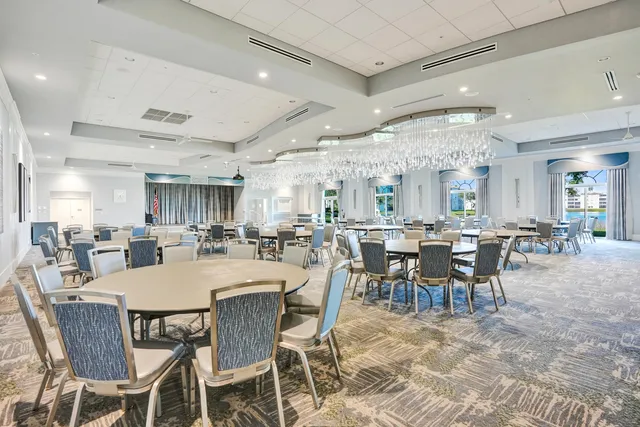 $399,000 | 14111 Royal Vista Drive, Unit 305, Delray Beach, FL 33484