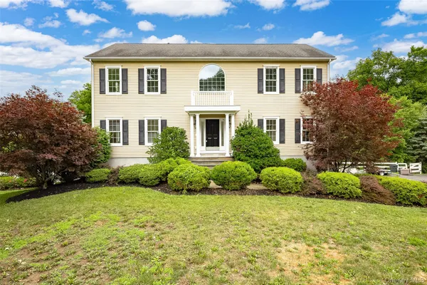 $799,000 | 7 Fox Run, Wappingers Falls, NY 12590