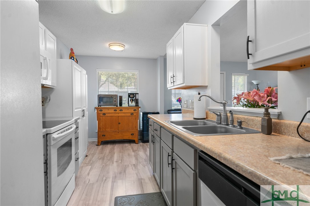 212 Cassidy Way Pooler, GA 31322 - Photo 11 of 28