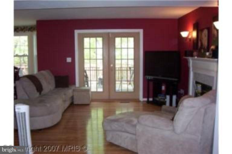 7995 Clark Station Road Severn, MD 21144 - Photo 5 of 10 Family Room