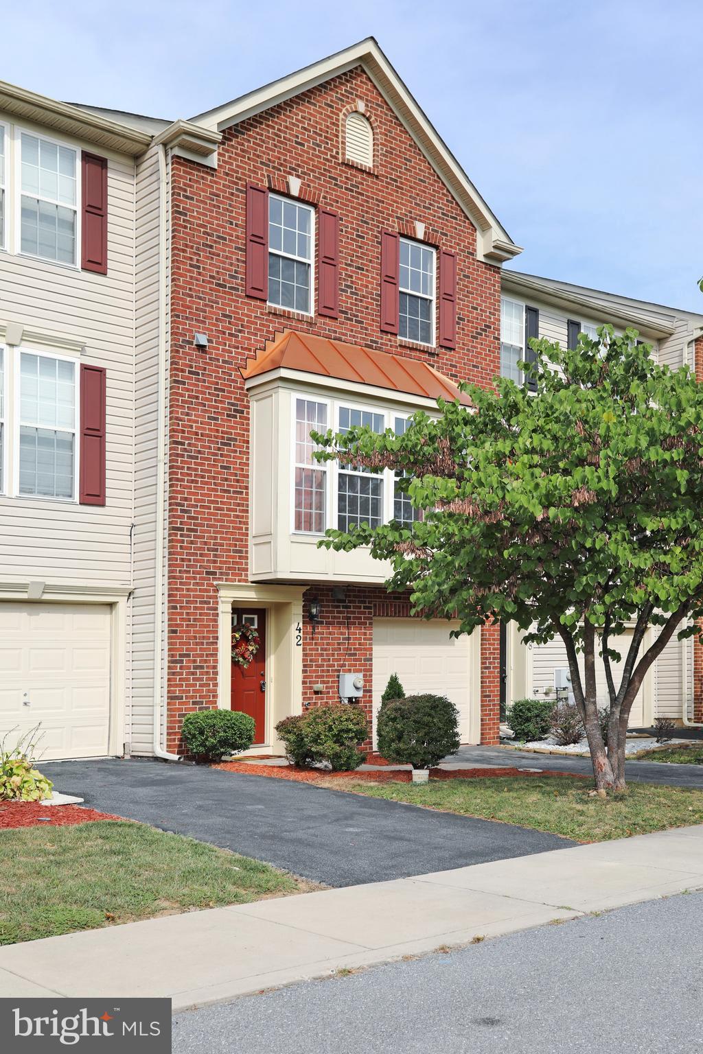 42 Streamside Place Falling Waters, WV 25419 - Photo 1 of 46 Gallery Image 1