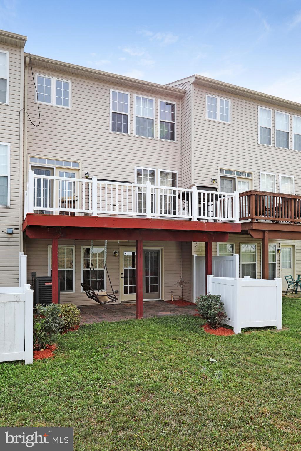 42 Streamside Place Falling Waters, WV 25419 - Photo 6 of 46 Gallery Image 6